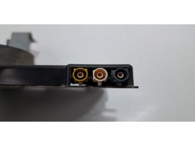 bontott AUDI A3 Antenna Erősítő