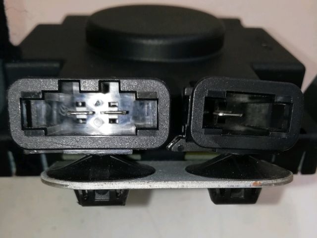 bontott AUDI A3 Antenna Erősítő