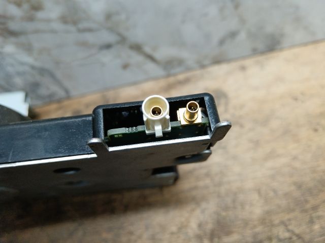 bontott AUDI A3 Antenna Erősítő