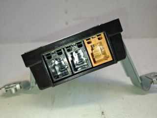 bontott AUDI A3 Antenna Erősítő