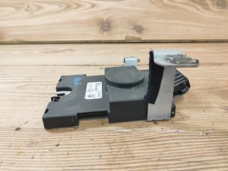 bontott AUDI A3 Antenna Erősítő