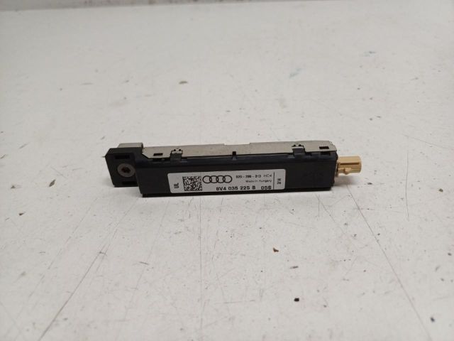 bontott AUDI A3 Antenna Erősítő