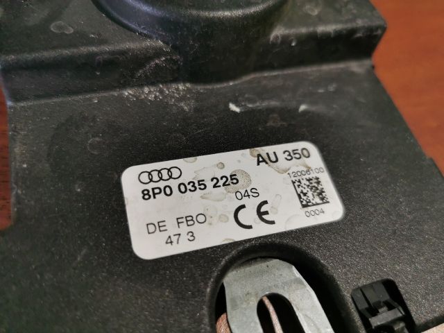 bontott AUDI A3 Antenna Erősítő