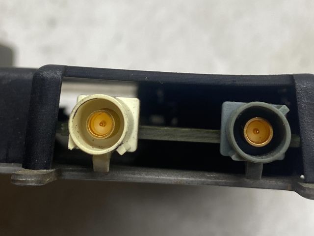 bontott AUDI A3 Antenna Erősítő