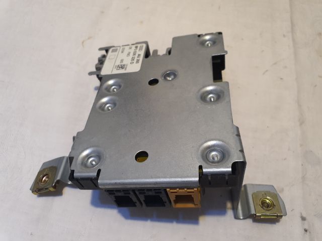 bontott AUDI A3 Antenna Erősítő