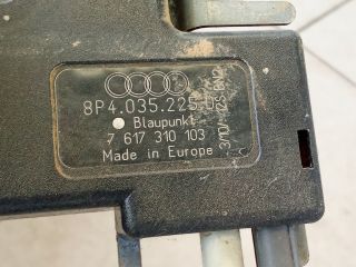 bontott AUDI A3 Antenna Erősítő