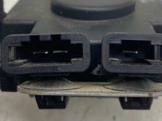 bontott AUDI A3 Antenna Erősítő