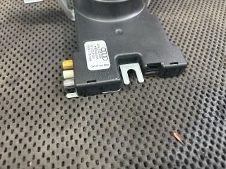 bontott AUDI A3 Antenna Erősítő