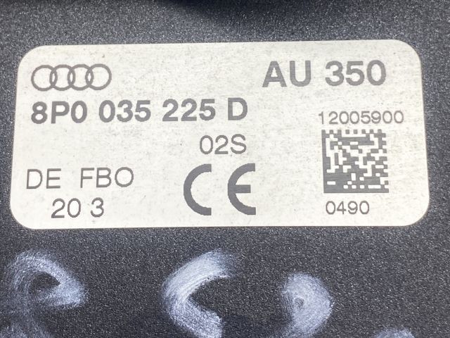 bontott AUDI A3 Antenna Erősítő