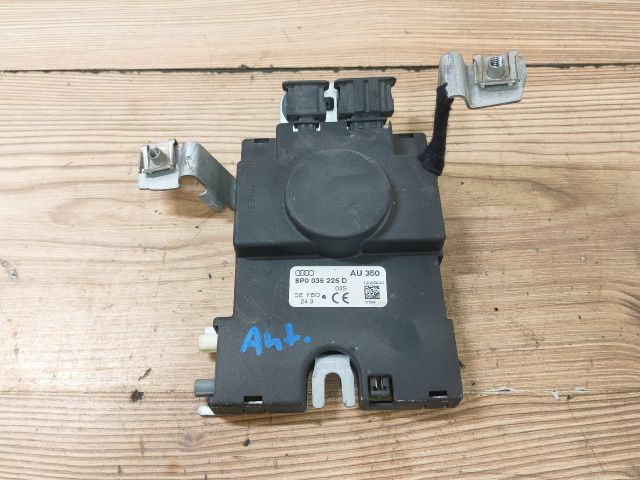 bontott AUDI A3 Antenna Erősítő