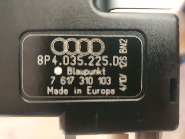 bontott AUDI A3 Antenna Erősítő