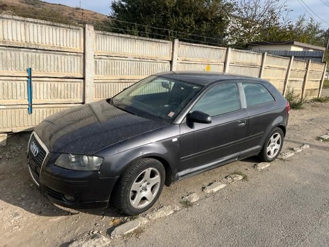 bontott AUDI A3 Antenna Erősítő