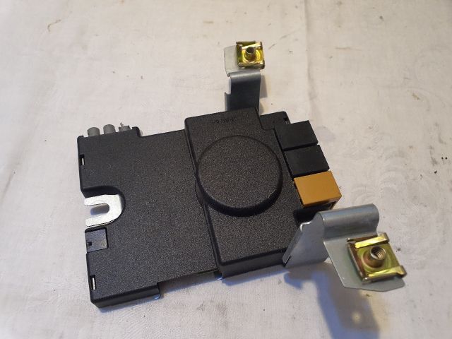 bontott AUDI A3 Antenna Erősítő