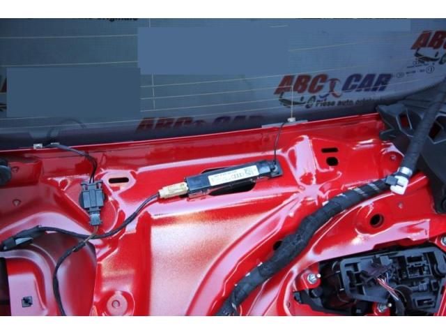 bontott AUDI A3 Antenna Erősítő