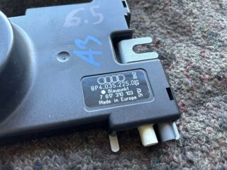 bontott AUDI A3 Antenna Erősítő