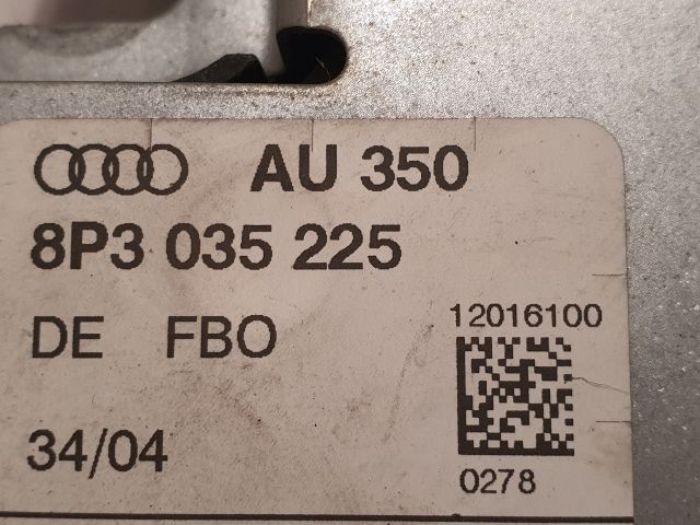 bontott AUDI A3 Antenna Erősítő