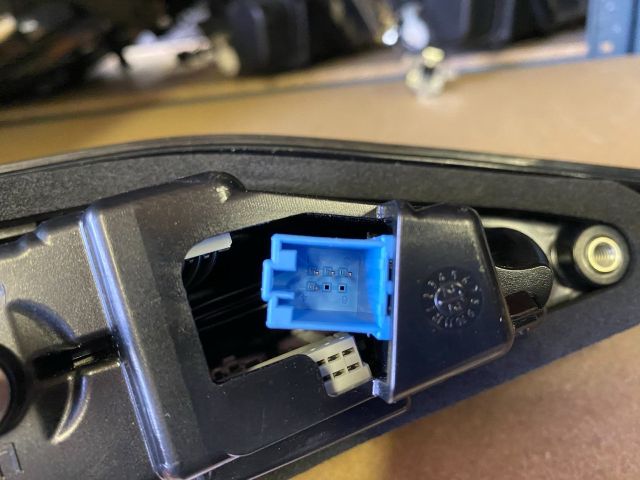 bontott AUDI A3 Bal Belső Hátsó Lámpa