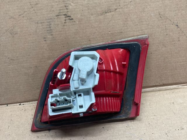 bontott AUDI A3 Bal Belső Hátsó Lámpa