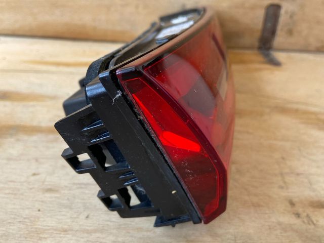 bontott AUDI A3 Bal Belső Hátsó Lámpa