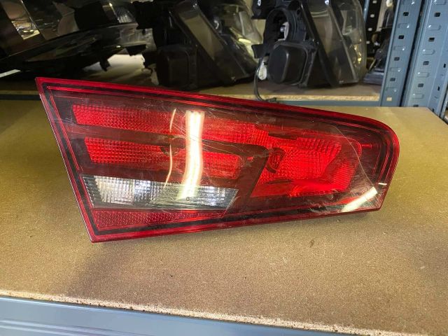 bontott AUDI A3 Bal Belső Hátsó Lámpa