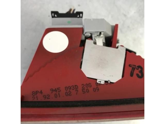 bontott AUDI A3 Bal Belső Hátsó Lámpa