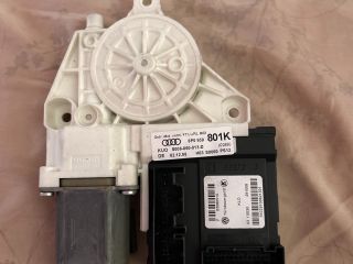 bontott AUDI A3 Bal első Ablakemelő Motor