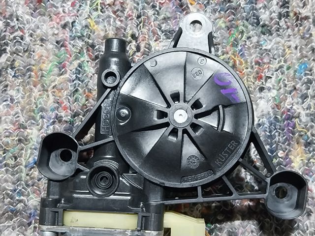 bontott AUDI A3 Bal első Ablakemelő Motor