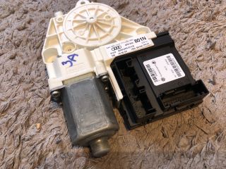 bontott AUDI A3 Bal első Ablakemelő Motor