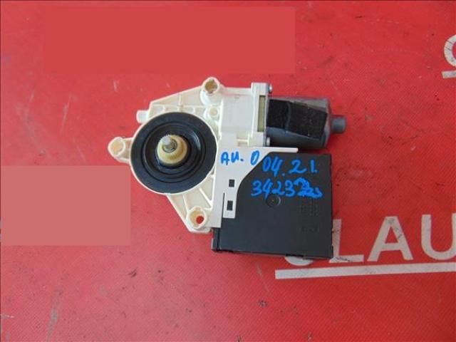 bontott AUDI A3 Bal első Ablakemelő Motor