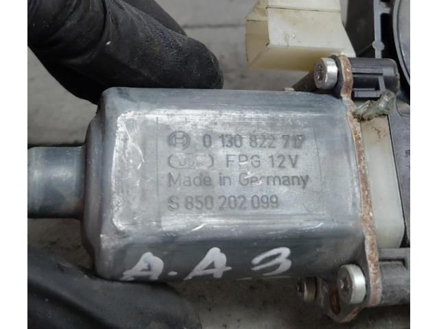 bontott AUDI A3 Bal első Ablakemelő Motor