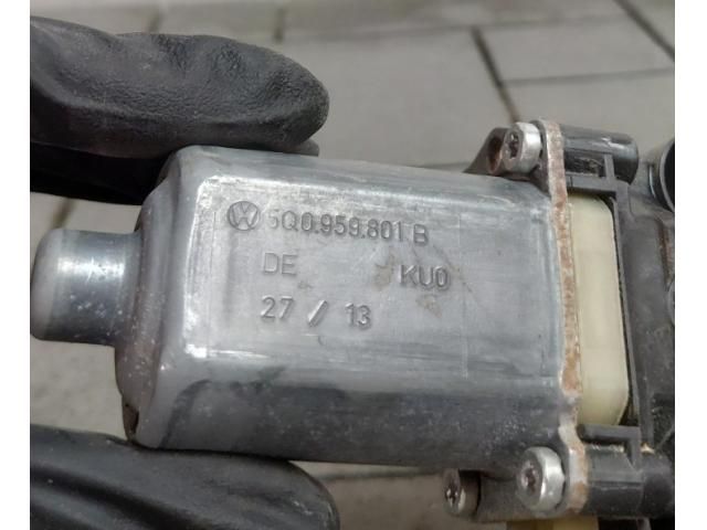 bontott AUDI A3 Bal első Ablakemelő Motor