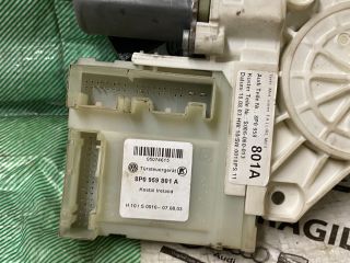 bontott AUDI A3 Bal első Ablakemelő Motor