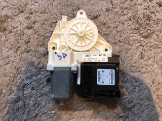 bontott AUDI A3 Bal első Ablakemelő Motor