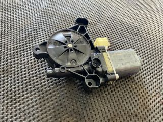 bontott AUDI A3 Bal első Ablakemelő Motor