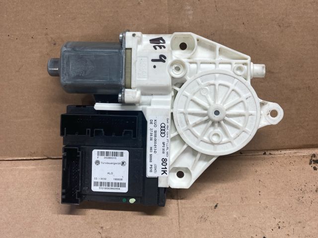 bontott AUDI A3 Bal első Ablakemelő Motor