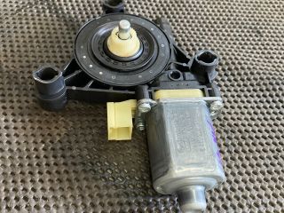 bontott AUDI A3 Bal első Ablakemelő Motor