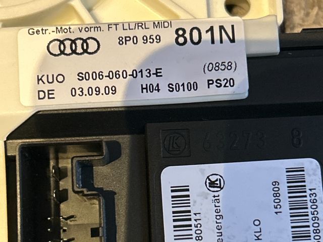 bontott AUDI A3 Bal első Ablakemelő Motor