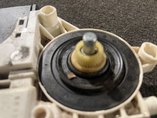 bontott AUDI A3 Bal első Ablakemelő Motor