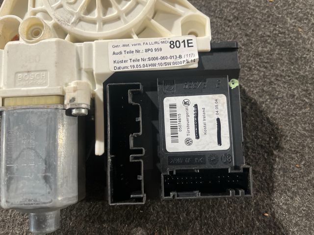 bontott AUDI A3 Bal első Ablakemelő Motor