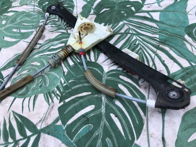 bontott AUDI A3 Bal első Ablakemelő Szerkezet (Elektromos)