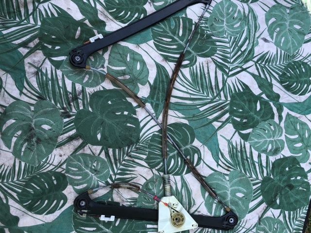 bontott AUDI A3 Bal első Ablakemelő Szerkezet (Elektromos)