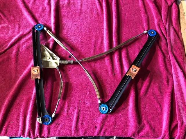 bontott AUDI A3 Bal első Ablakemelő Szerkezet (Elektromos)