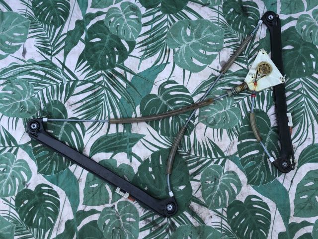 bontott AUDI A3 Bal első Ablakemelő Szerkezet (Elektromos)