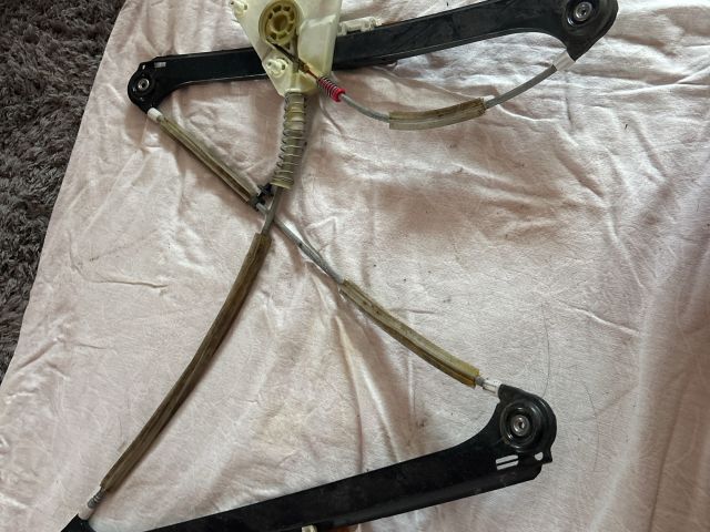 bontott AUDI A3 Bal első Ablakemelő Szerkezet (Elektromos)