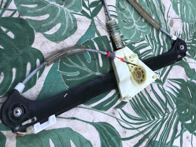 bontott AUDI A3 Bal első Ablakemelő Szerkezet (Elektromos)