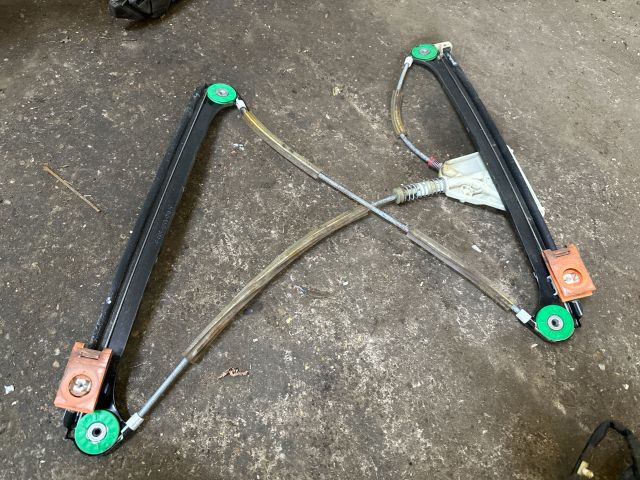 bontott AUDI A3 Bal első Ablakemelő Szerkezet (Elektromos)