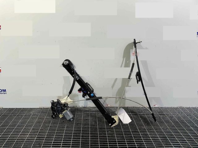 bontott AUDI A3 Bal első Ablakemelő Szerkezet (Elektromos)