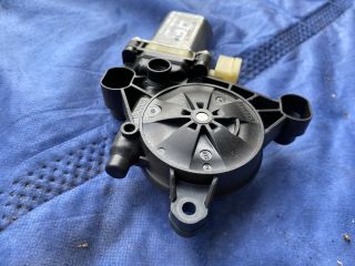 bontott AUDI A3 Bal első Ablaktörlő Motor