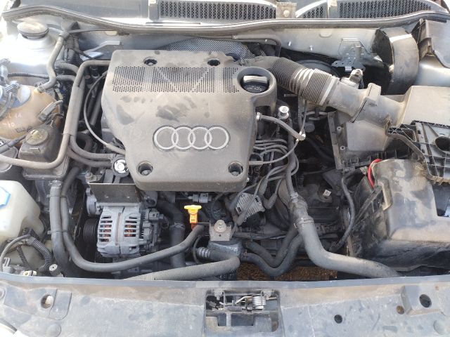 bontott AUDI A3 Bal első Ajtó (Részeivel)