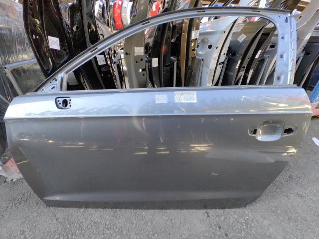 bontott AUDI A3 Bal első Ajtó (Üres lemez)